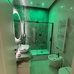 Sofia & Affittacamere 4*