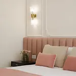 Sofia & 4* Pompei