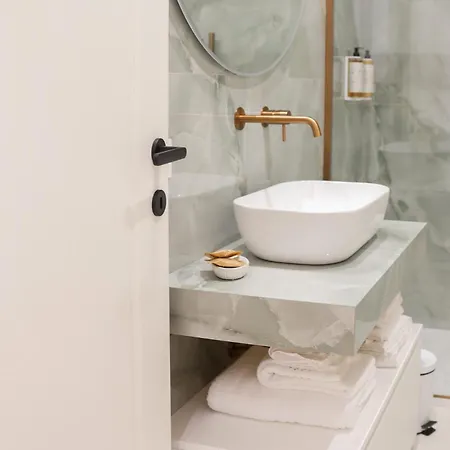 Sofia & 4* Pompei