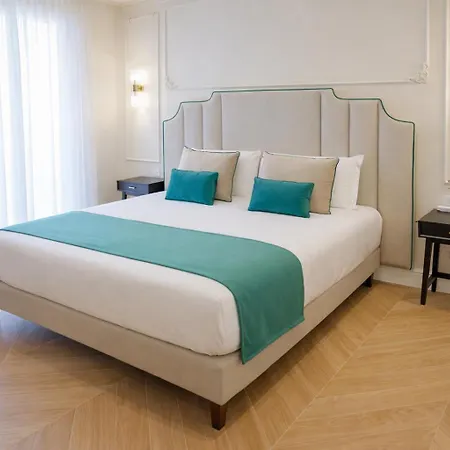 Sofia & 4* Pompeï